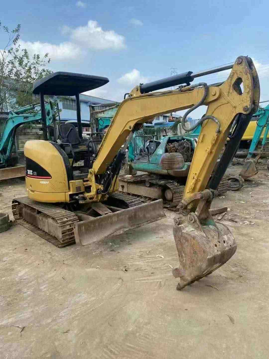 Caterpillar 303CR Excavator